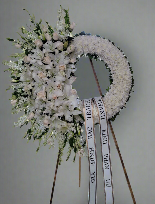 Premium White Wreath 100 (34 inch)