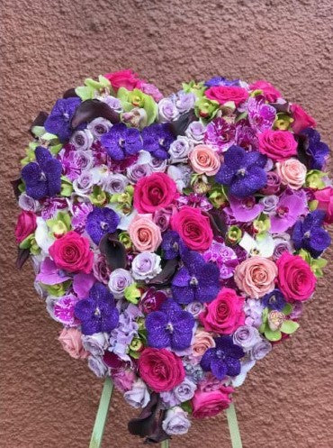 Vibrant Heart-Shaped Flower Stand