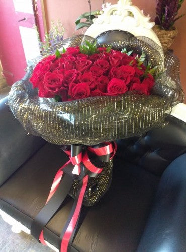 100 Red Rose Bouquet